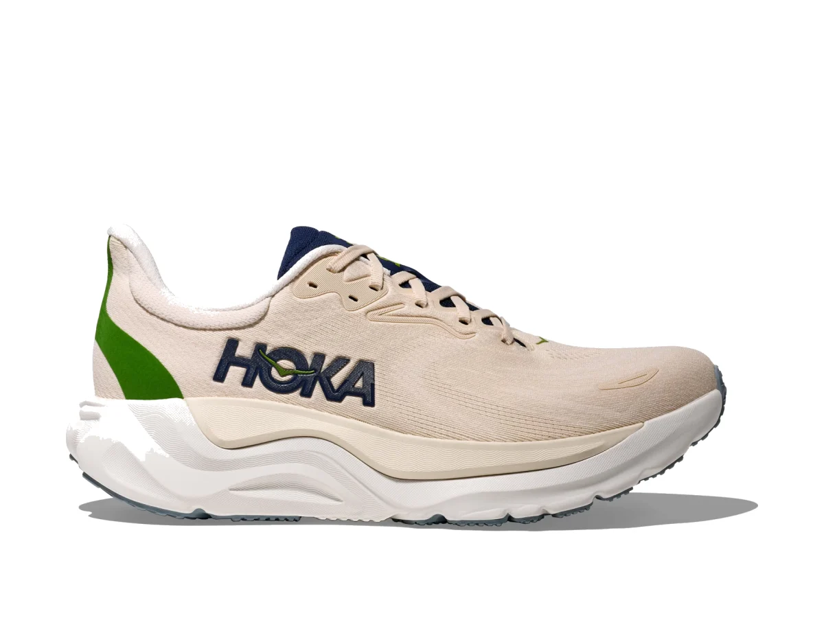 HOKA Arahi 8